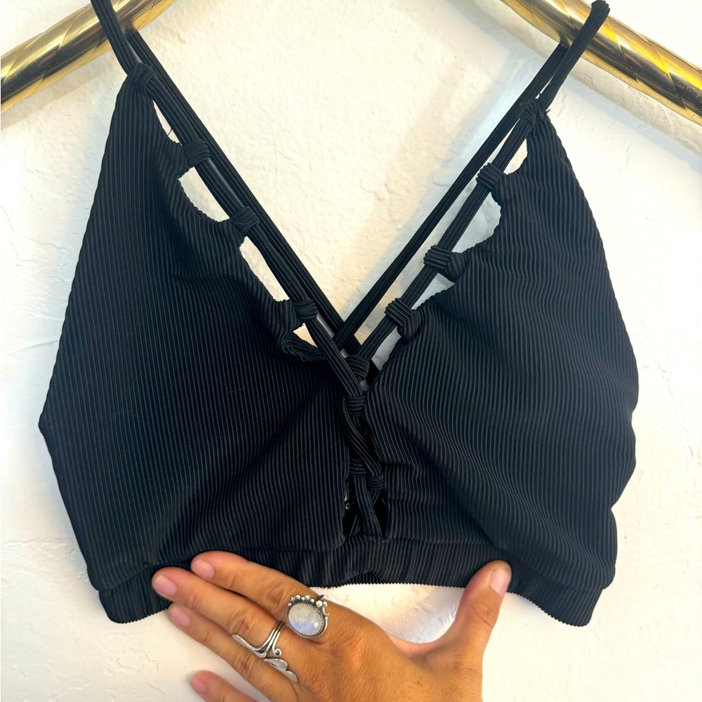 BEACH RIOT BLACK NICOLETTE SPORTS BRA RIBBED SZ SMALL, REALLY XS EUC LIKE NEW